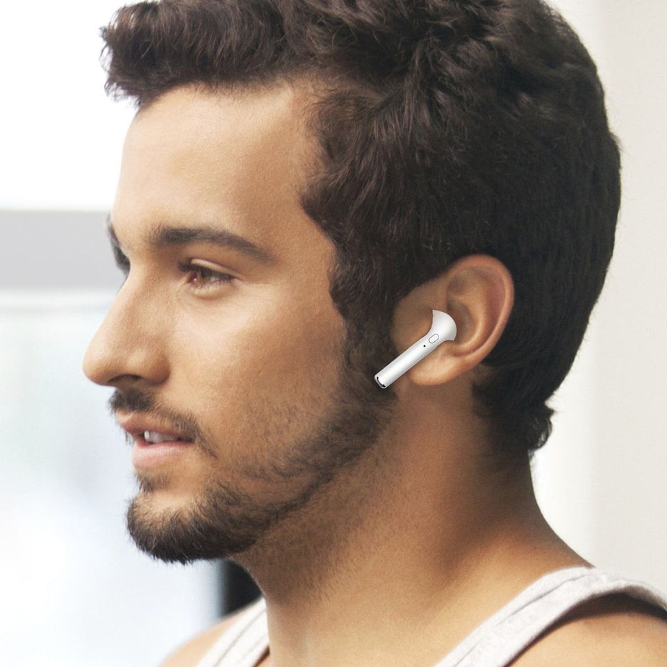 WIRELESS BLUETOOTH Airpods For Iphone and Android